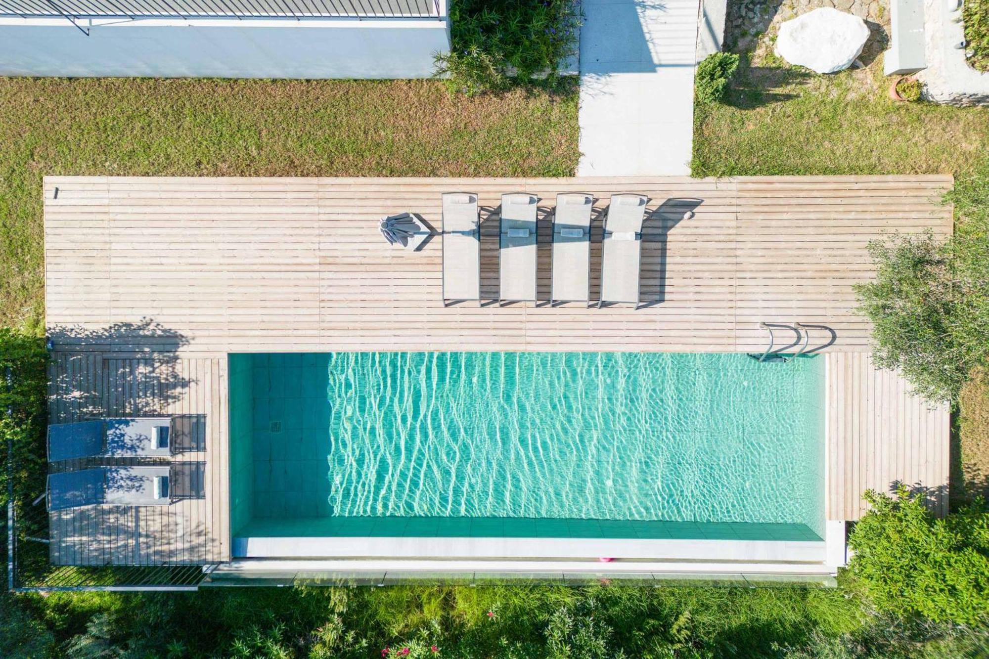 Villa Apanemia Mare Chlomos
